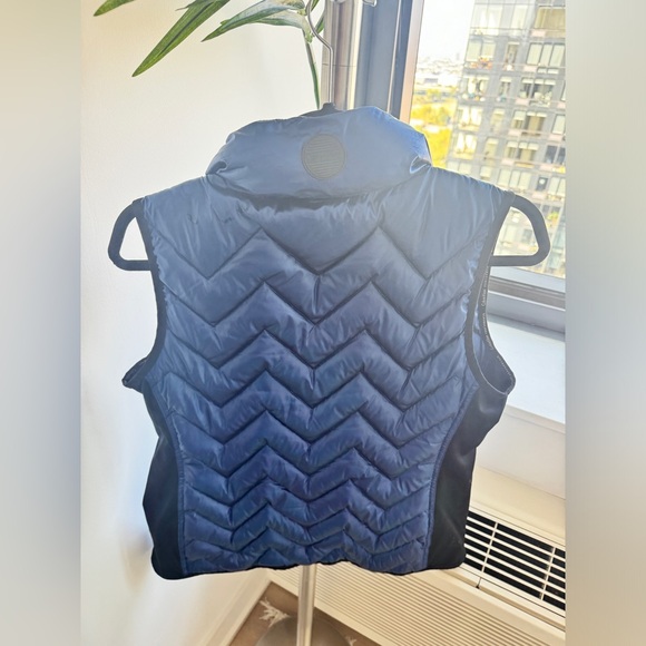 Puffer vest - Picture 4 of 4